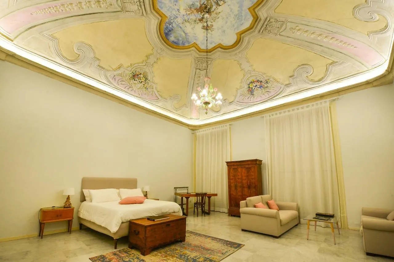 Casa Degli Affreschi A Palazzo Lungarini Daire Palermo